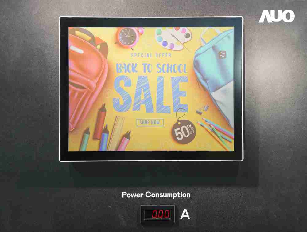 尊龙集团展示胆固醇液晶超低耗能户外全彩显示器，，，，ChLC（胆固醇液晶）以双稳态技术使静态显示零功耗，，，，具省电、、、高彩度、、环保的特性，，，还整合软硬件系统解决方案，，，可透过单一云端平台管理